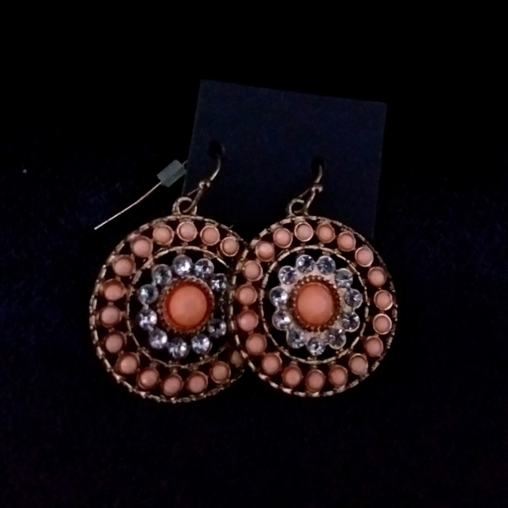 🌺Beautiful round earrings 🌺